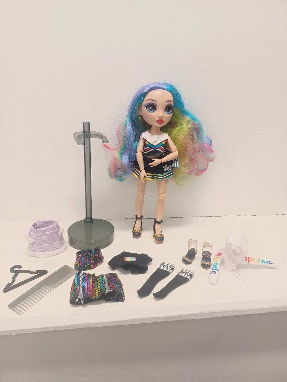 2019 Rainbow High Series 2 Amaya Raine Fashion Doll Toy With Extra Outfit